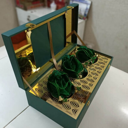 Rich Green Wedding Box